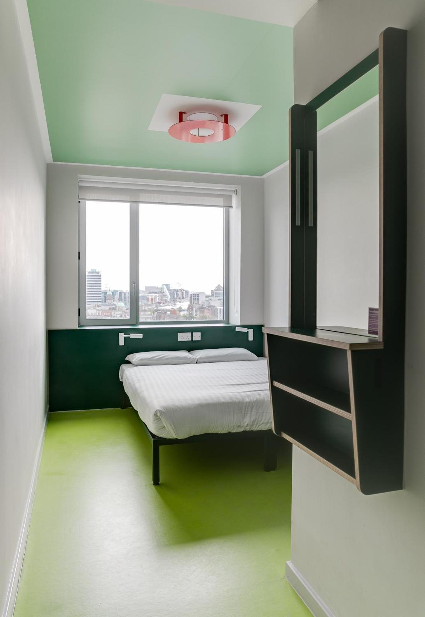 Clink I Lar Hostel Dublin Exterior photo